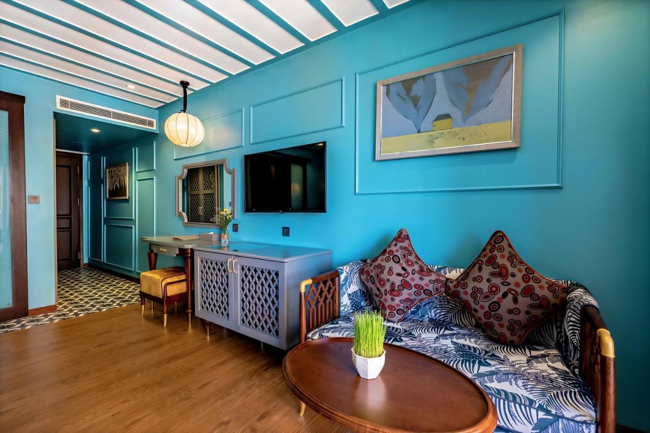 Son Boutique & Khách sạn 5*